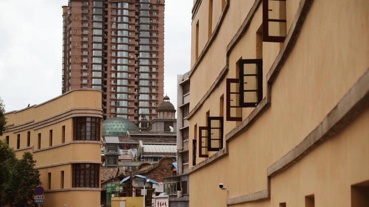 Moon And Chalice Boutique Hotel Kunming Exterior foto